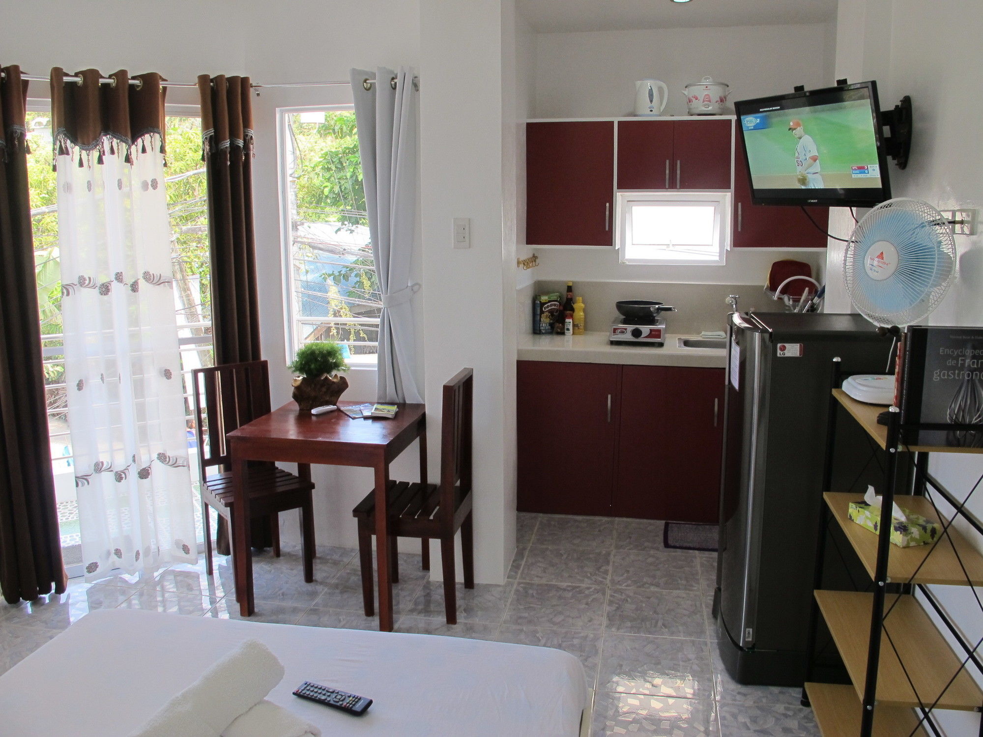 Cool Stay Inn Balabag  Dış mekan fotoğraf